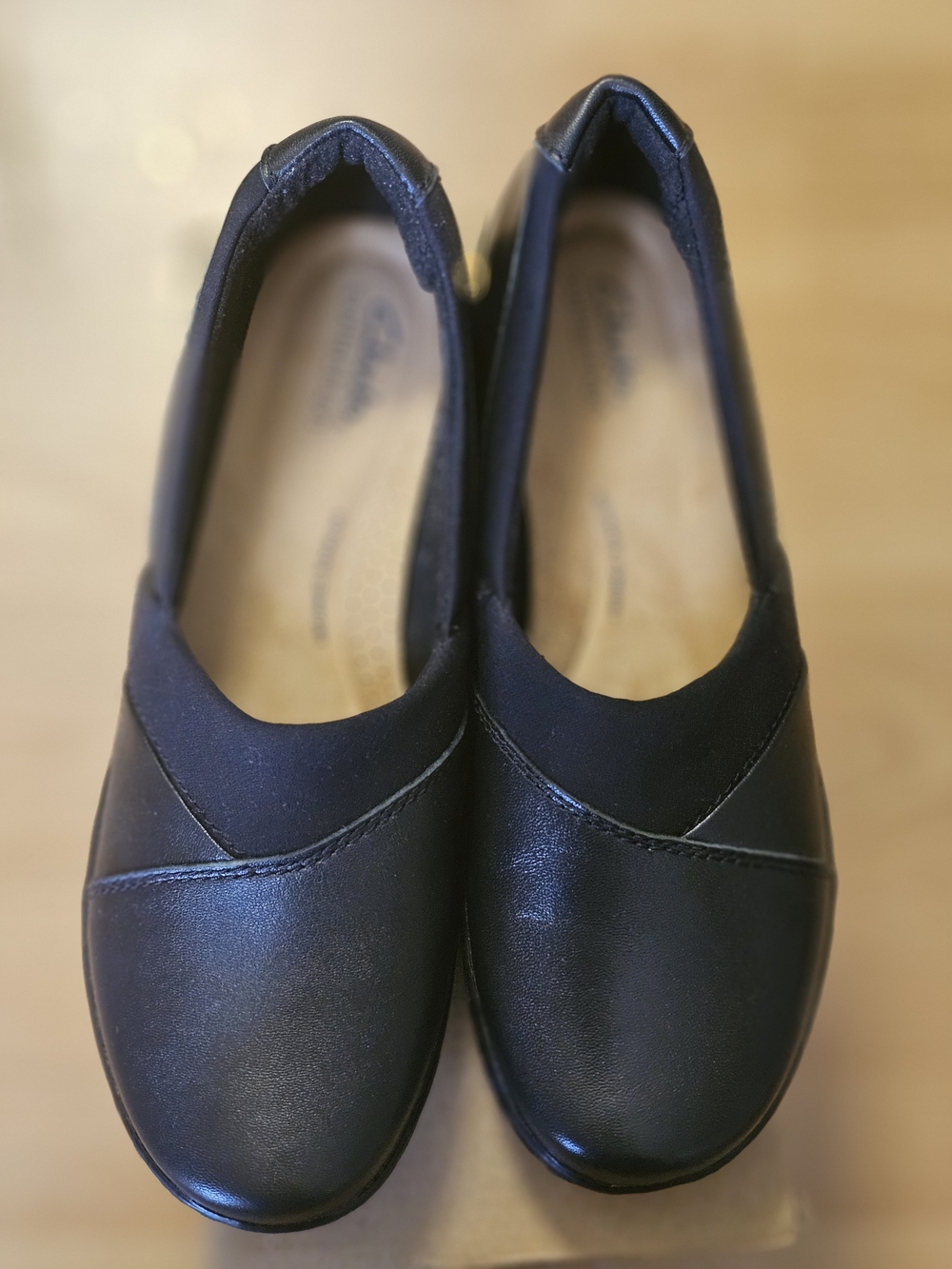 Clarks Cora Charm Round Closed Toe Slip On Ultimate Comfort Black Shoes Wo Sze 8 - Picture 4 of 12
